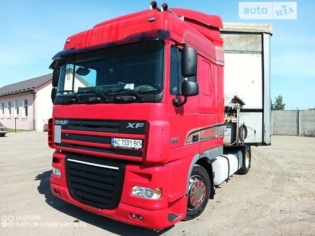 Красный Даф XF 105, объемом двигателя 12.9 л и пробегом 1 тыс. км за 10000 $, фото 1 на Automoto.ua