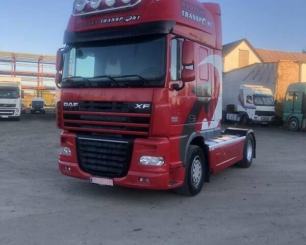 Даф XF 105 2012 у Луцьку на Automoto.ua Червоний Даф XF 105, об'ємом двигуна 0 л та пробігом 782 тис. км за 16700 $, фото 1 на Automoto.ua