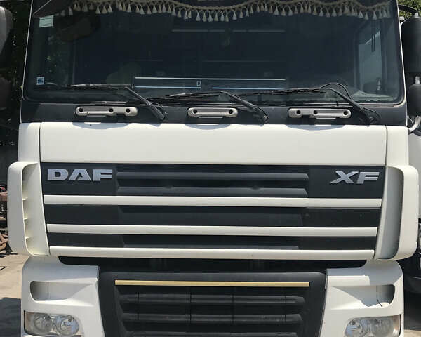 Даф XF 105, объемом двигателя 0 л и пробегом 110 тыс. км за 11000 $, фото 1 на Automoto.ua