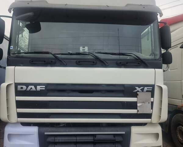 Даф XF 105, объемом двигателя 0 л и пробегом 100 тыс. км за 10500 $, фото 1 на Automoto.ua