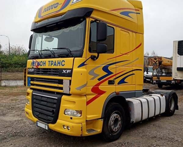 Жовтий Даф XF 105, об'ємом двигуна 12.9 л та пробігом 950 тис. км за 11000 $, фото 1 на Automoto.ua