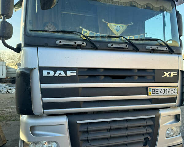 Сірий Даф XF 105, об'ємом двигуна 12.9 л та пробігом 980 тис. км за 30000 $, фото 1 на Automoto.ua