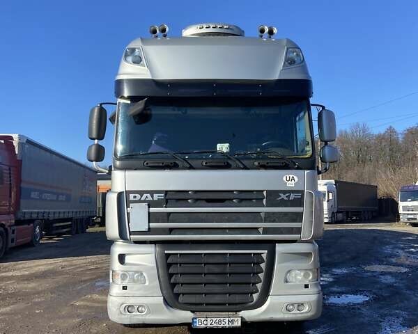 Серый Даф XF 105, объемом двигателя 12.5 л и пробегом 125 тыс. км за 14200 $, фото 1 на Automoto.ua