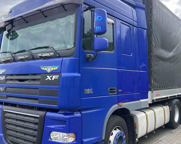 Синій Даф XF 105, об'ємом двигуна 12.9 л та пробігом 990 тис. км за 11500 $, фото 1 на Automoto.ua