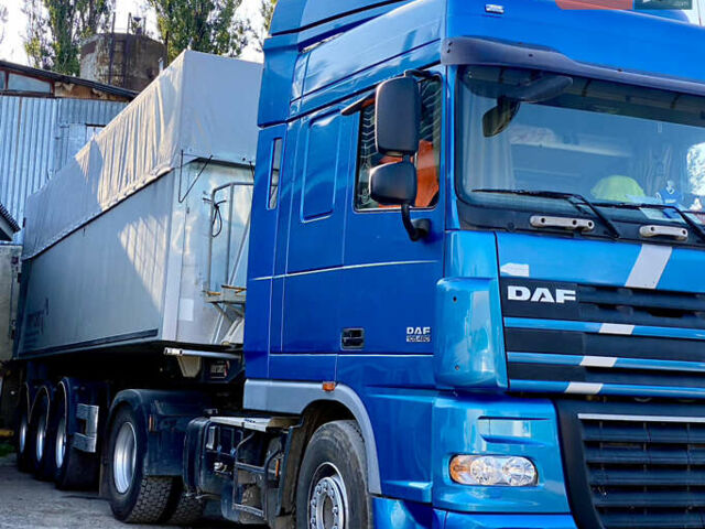 Синий Даф XF 105, объемом двигателя 0 л и пробегом 850 тыс. км за 13500 $, фото 1 на Automoto.ua