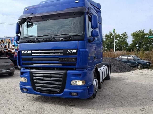Синий Даф XF 105, объемом двигателя 0 л и пробегом 112 тыс. км за 7500 $, фото 1 на Automoto.ua