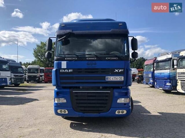 Синий Даф XF 105, объемом двигателя 12.9 л и пробегом 900 тыс. км за 13000 $, фото 1 на Automoto.ua