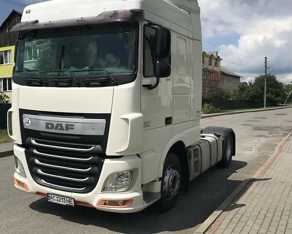 Белый Даф XF 106, объемом двигателя 12 л и пробегом 720 тыс. км за 18900 $, фото 1 на Automoto.ua