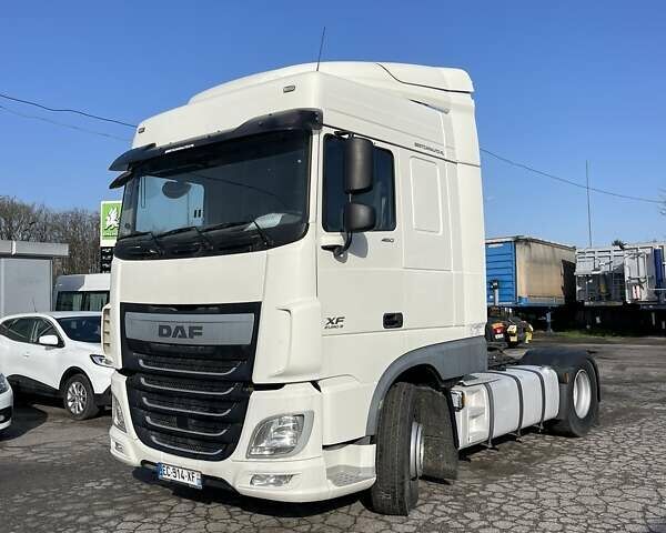 Белый Даф XF 106, объемом двигателя 12.9 л и пробегом 790 тыс. км за 47217 $, фото 1 на Automoto.ua