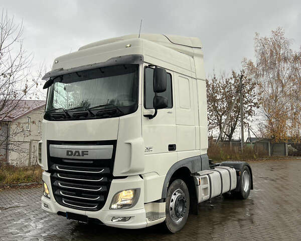 Білий Даф XF 106, об'ємом двигуна 12.9 л та пробігом 730 тис. км за 18900 $, фото 1 на Automoto.ua