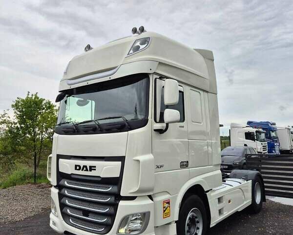 Белый Даф XF 106, объемом двигателя 12.9 л и пробегом 850 тыс. км за 25888 $, фото 1 на Automoto.ua