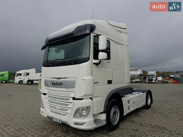 Белый Даф XF 106, объемом двигателя 12.9 л и пробегом 794 тыс. км за 30525 $, фото 1 на Automoto.ua