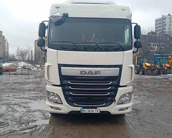 Белый Даф XF 106, объемом двигателя 12.9 л и пробегом 800 тыс. км за 26000 $, фото 1 на Automoto.ua