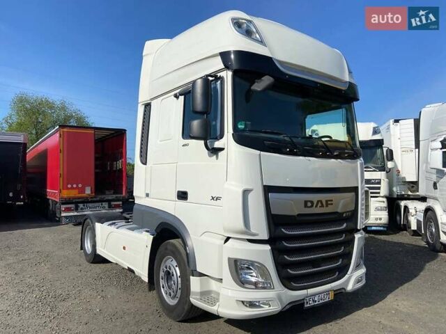 Белый Даф XF 106, объемом двигателя 12.9 л и пробегом 620 тыс. км за 32900 $, фото 1 на Automoto.ua