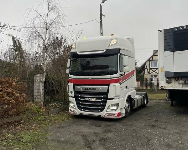 Белый Даф XF 106, объемом двигателя 0 л и пробегом 601 тыс. км за 35000 $, фото 1 на Automoto.ua