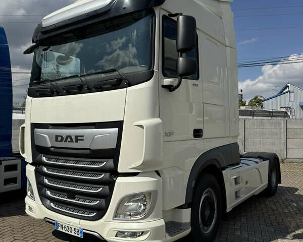 Белый Даф XF 106, объемом двигателя 12.9 л и пробегом 561 тыс. км за 46700 $, фото 1 на Automoto.ua