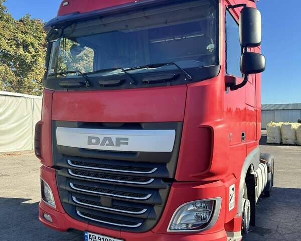 Красный Даф XF 106, объемом двигателя 12.9 л и пробегом 900 тыс. км за 19900 $, фото 1 на Automoto.ua