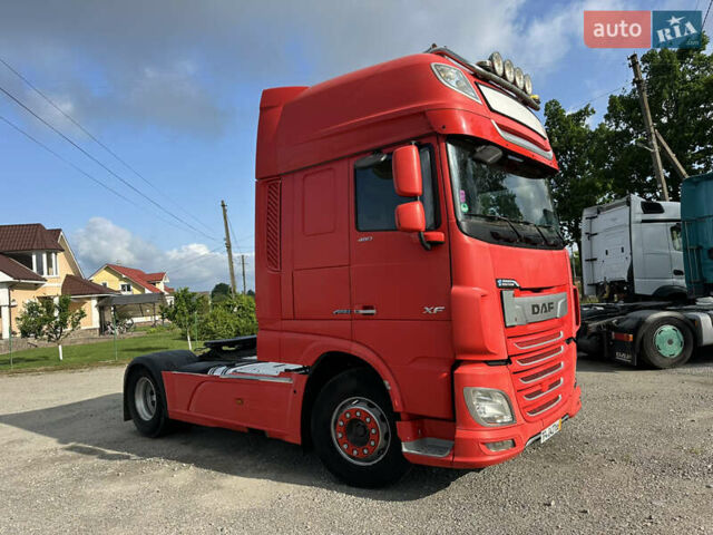 Красный Даф XF 106, объемом двигателя 12.9 л и пробегом 817 тыс. км за 28900 $, фото 1 на Automoto.ua