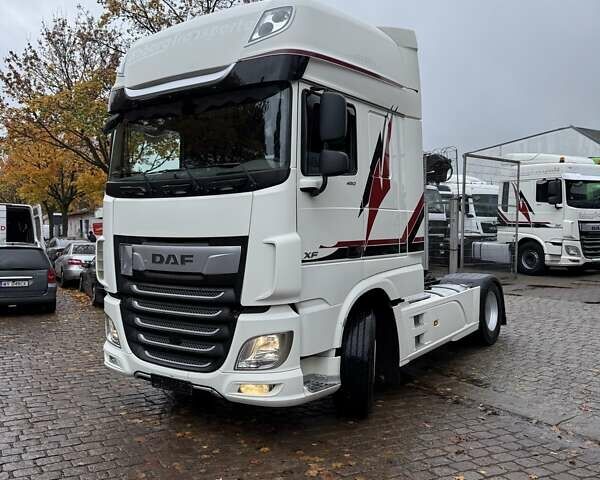 Даф XF 106, объемом двигателя 0 л и пробегом 490 тыс. км за 33761 $, фото 1 на Automoto.ua