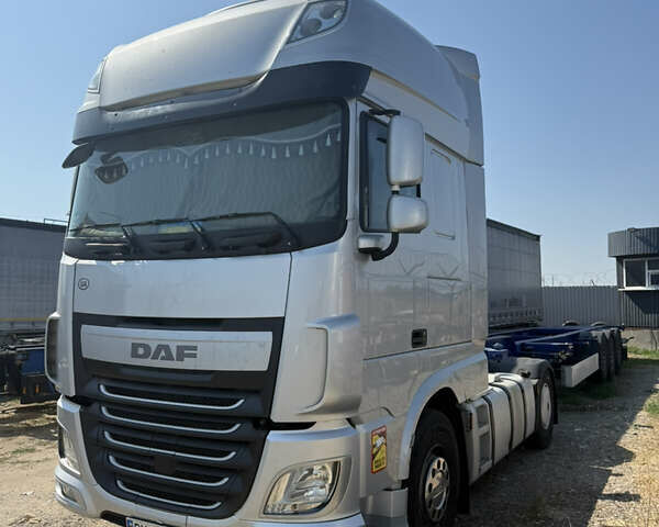 Серый Даф XF 106, объемом двигателя 0 л и пробегом 900 тыс. км за 40000 $, фото 1 на Automoto.ua