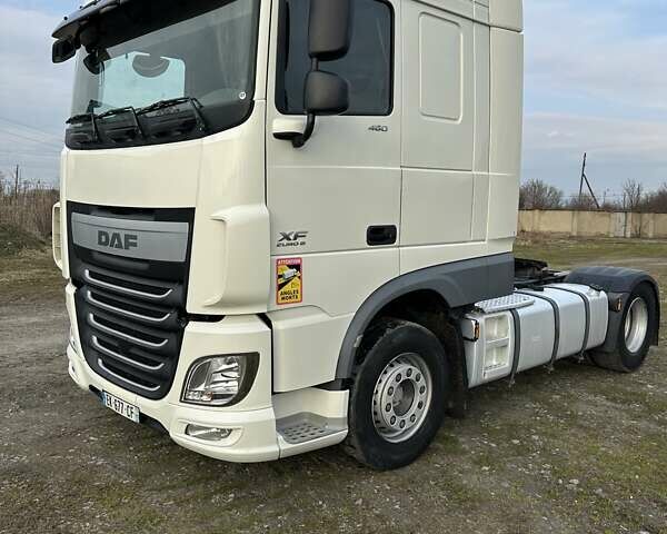 Белый Даф XF 460 FT, объемом двигателя 0 л и пробегом 752 тыс. км за 25800 $, фото 1 на Automoto.ua