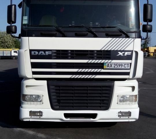 Білий Даф XF 95, об'ємом двигуна 12.58 л та пробігом 947 тис. км за 15000 $, фото 1 на Automoto.ua