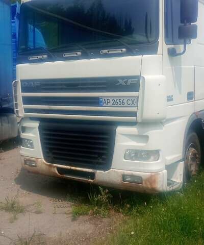 Белый Даф XF 95, объемом двигателя 12.5 л и пробегом 1000 тыс. км за 7200 $, фото 1 на Automoto.ua