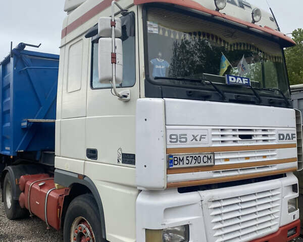 Белый Даф XF 95, объемом двигателя 0 л и пробегом 100 тыс. км за 5800 $, фото 1 на Automoto.ua