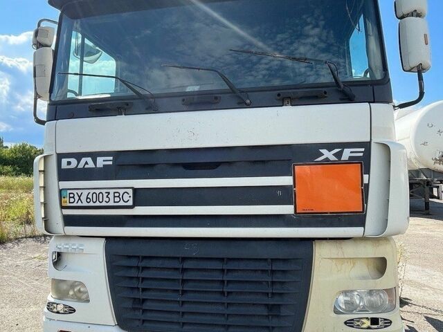 Белый Даф XF 95, объемом двигателя 12.58 л и пробегом 900 тыс. км за 5998 $, фото 1 на Automoto.ua
