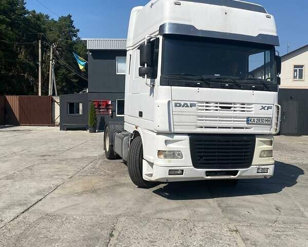 Белый Даф XF 95, объемом двигателя 12.58 л и пробегом 1 тыс. км за 7000 $, фото 1 на Automoto.ua