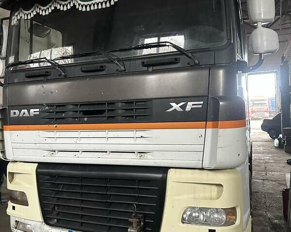 Белый Даф XF 95, объемом двигателя 12.58 л и пробегом 1 тыс. км за 6100 $, фото 1 на Automoto.ua