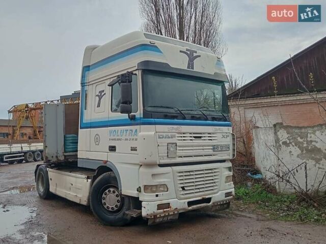 Белый Даф XF 95, объемом двигателя 12.58 л и пробегом 300 тыс. км за 6000 $, фото 1 на Automoto.ua