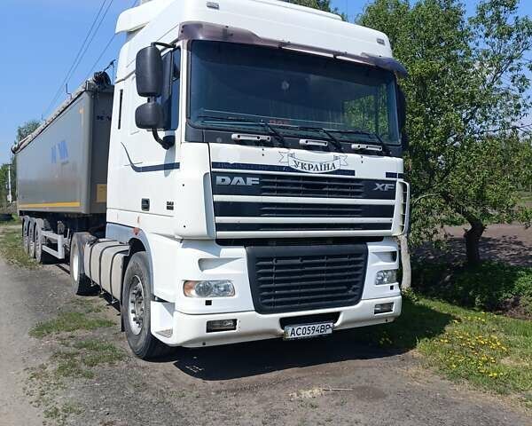 Белый Даф XF 95, объемом двигателя 12.58 л и пробегом 1 тыс. км за 5700 $, фото 1 на Automoto.ua