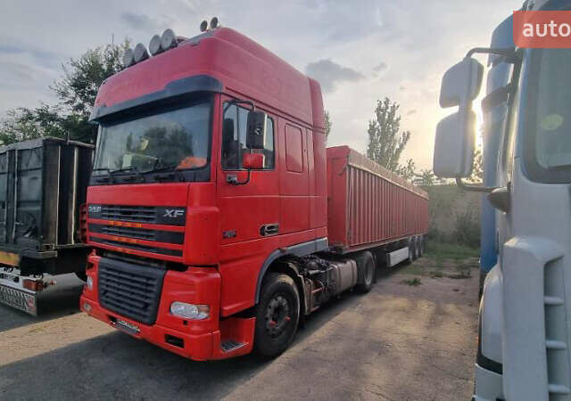 Красный Даф XF 95, объемом двигателя 12 л и пробегом 1 тыс. км за 17000 $, фото 1 на Automoto.ua