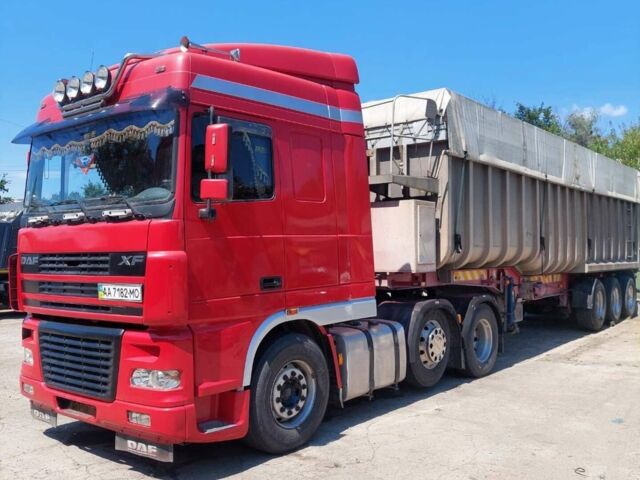 Красный Даф XF 95, объемом двигателя 12.58 л и пробегом 953 тыс. км за 25000 $, фото 1 на Automoto.ua