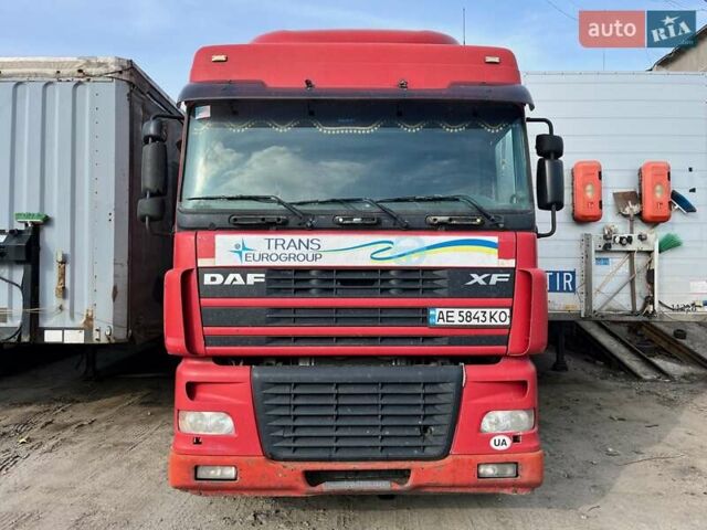 Красный Даф XF 95, объемом двигателя 12.58 л и пробегом 2 тыс. км за 8000 $, фото 1 на Automoto.ua