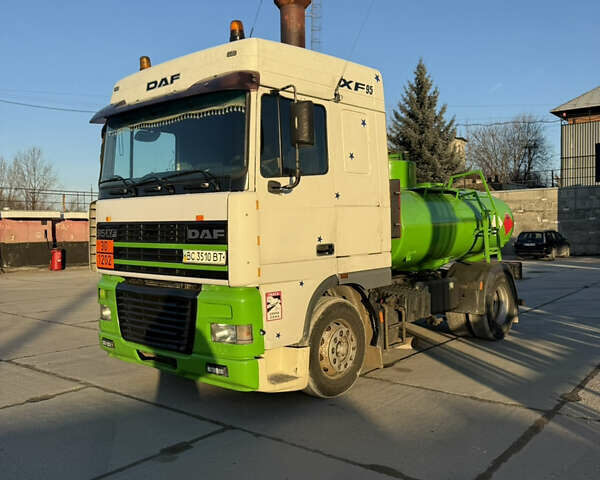 Даф XF 95, объемом двигателя 12.6 л и пробегом 300 тыс. км за 13900 $, фото 1 на Automoto.ua