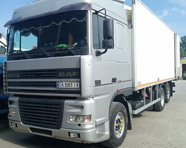 Сірий Даф XF 95, об'ємом двигуна 12.58 л та пробігом 225 тис. км за 21000 $, фото 1 на Automoto.ua