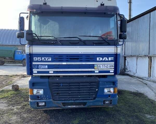 Синій Даф XF 95, об'ємом двигуна 12.58 л та пробігом 200 тис. км за 5555 $, фото 1 на Automoto.ua