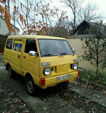 Помаранчевий Дайхатсу Hijet, об'ємом двигуна 1 л та пробігом 38 тис. км за 400 $, фото 1 на Automoto.ua