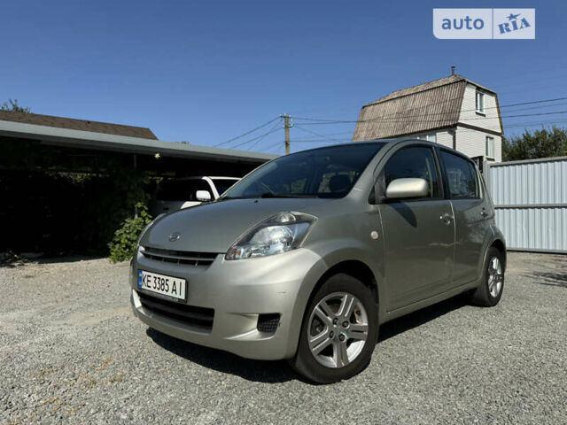 Бежевий Дайхатсу Sirion, об'ємом двигуна 1.3 л та пробігом 300 тис. км за 3900 $, фото 1 на Automoto.ua