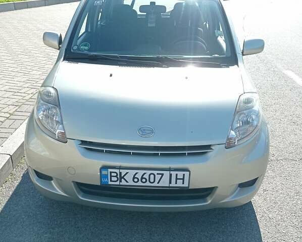 Бежевий Дайхатсу Sirion, об'ємом двигуна 1 л та пробігом 192 тис. км за 4700 $, фото 1 на Automoto.ua