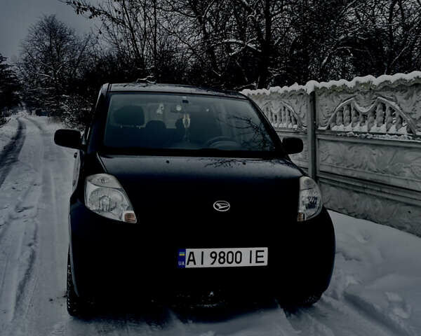Черный Дайхатсу Сирион, объемом двигателя 1.3 л и пробегом 110 тыс. км за 5700 $, фото 1 на Automoto.ua