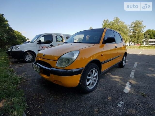 мідний Дайхатсу Sirion, об'ємом двигуна 0.98 л та пробігом 201 тис. км за 2400 $, фото 1 на Automoto.ua