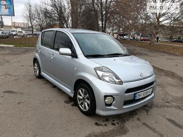 Сірий Дайхатсу Sirion, об'ємом двигуна 1.5 л та пробігом 99 тис. км за 6900 $, фото 1 на Automoto.ua