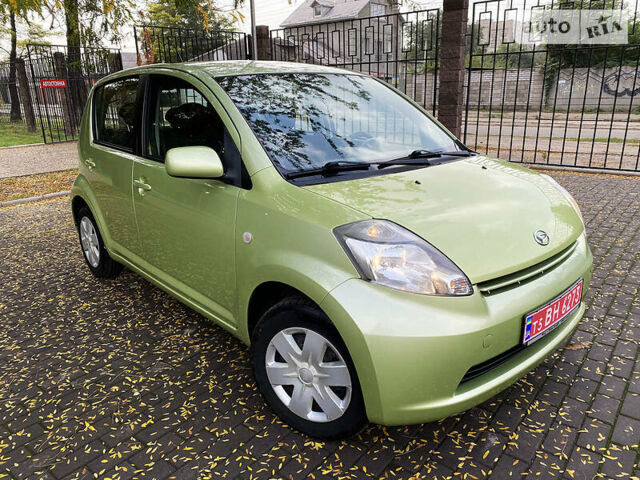 Зелений Дайхатсу Sirion, об'ємом двигуна 0 л та пробігом 190 тис. км за 4600 $, фото 1 на Automoto.ua