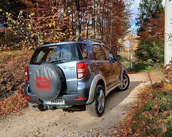 Дайхатсу Terios 2007 у Коломые на Automoto.ua Сірий Дайхатсу Terios, об'ємом двигуна 1.5 л та пробігом 180 тис. км за 7200 $, фото 1 на Automoto.ua