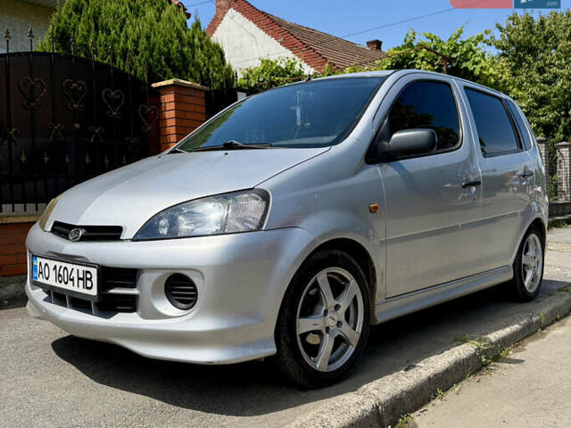 Сірий Дайхатсу YRV, об'ємом двигуна 1.3 л та пробігом 212 тис. км за 4700 $, фото 1 на Automoto.ua