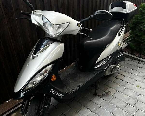 Дефіант Дефіант, об'ємом двигуна 0.49 л та пробігом 13 тис. км за 289 $, фото 1 на Automoto.ua