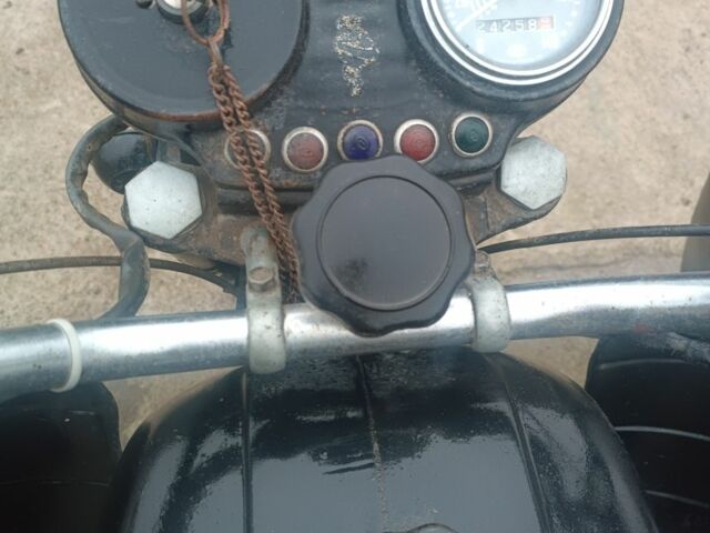 Днепр Другая, объемом двигателя 8 л и пробегом 0 тыс. км за 215 $, фото 1 на Automoto.ua